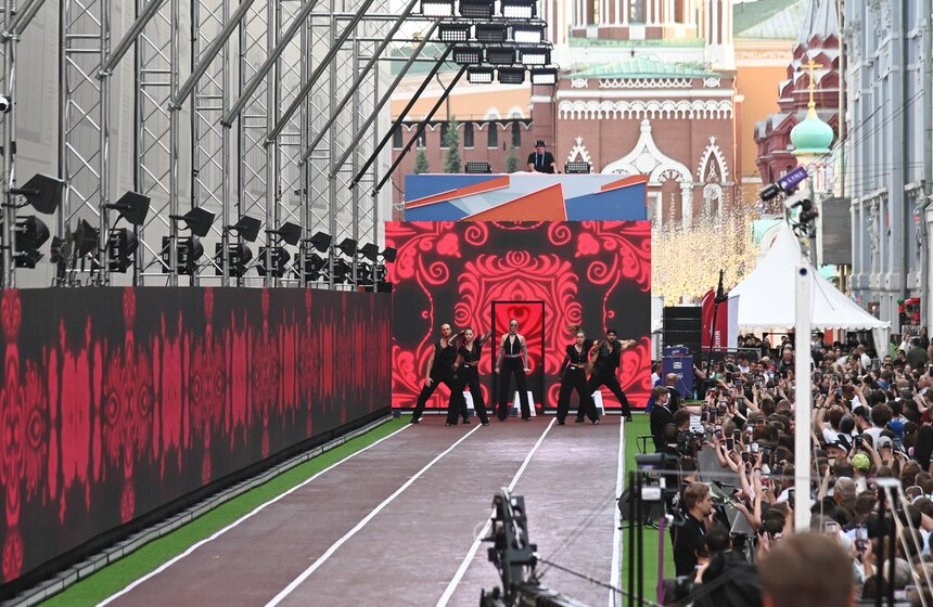 Второй "Забег по Никольской" прошел в Москве 4 июня 1 фото