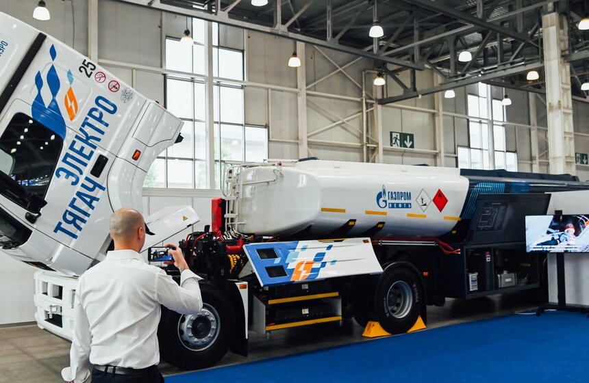 Выставка HeliRussia завершилась в "Крокус Экспо" 12 июня 5 фото