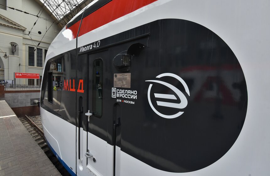 Выставка электропоездов "Иволга" прошла на Киевском вокзале 12 июня 22 фото