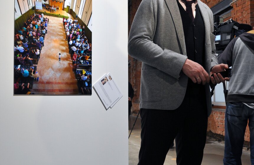 В Москве открылась выставка фоторабот Резы Деггати 9 фото