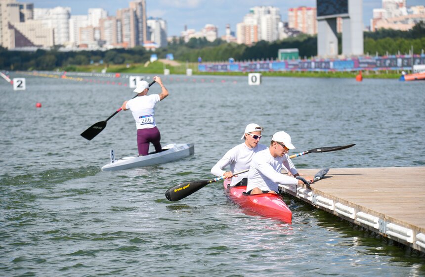 Международные соревнования "Кубок Доброй Воли" прошли на Гребном канале Москвы 10 фото