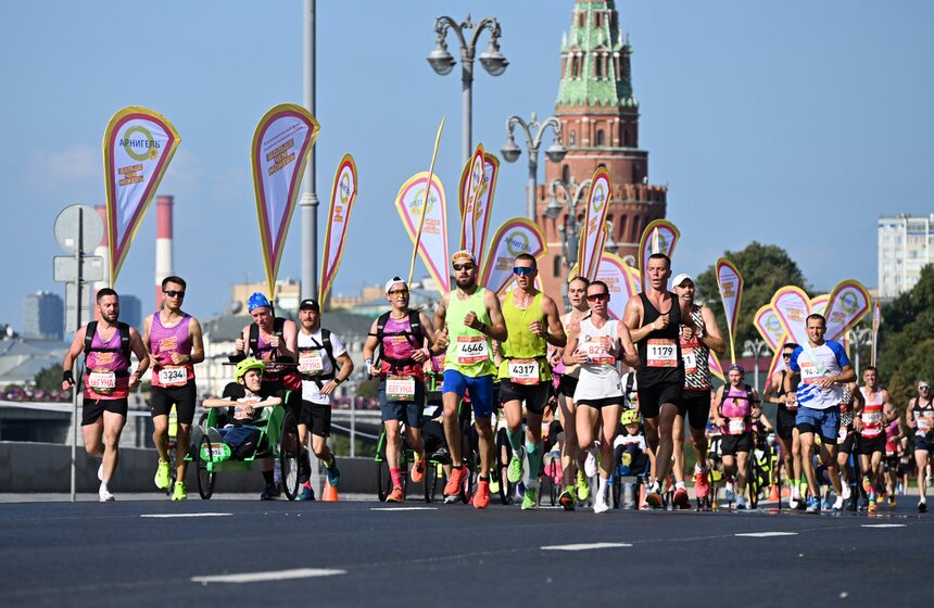 Полумарафон "Лужники" прошел на столичных набережных 2 фото