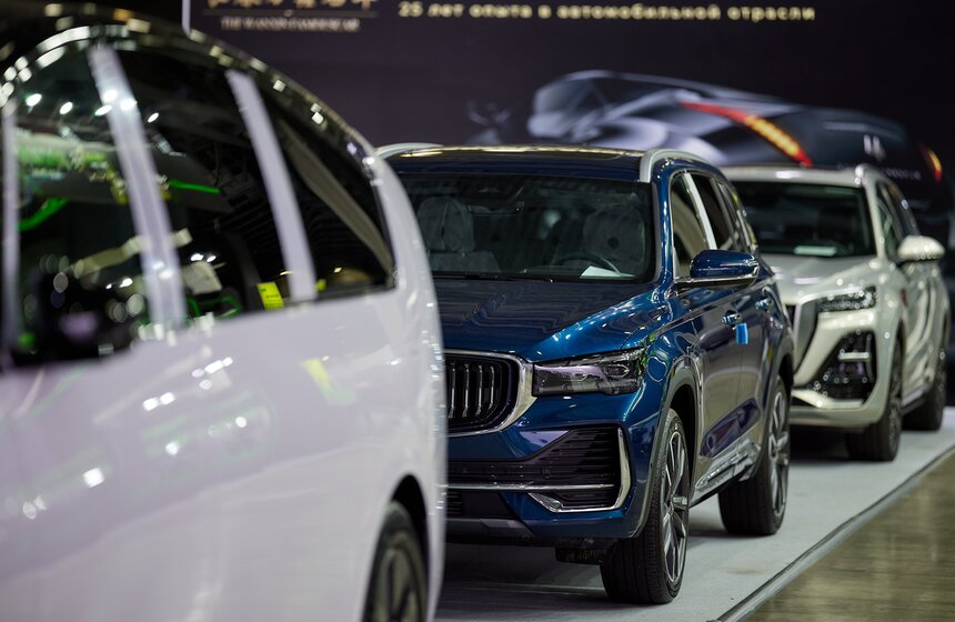 Международная выставка "Интеравто" представила новинки автомобильной индустрии 17 фото
