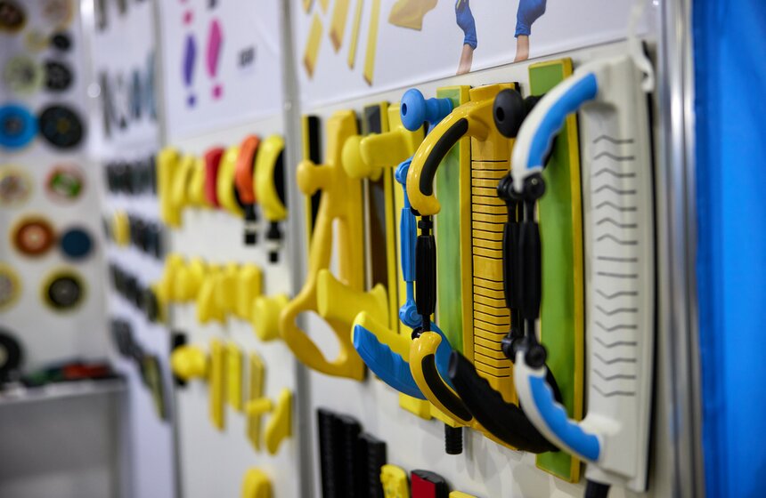 Международная выставка "Интеравто" представила новинки автомобильной индустрии 20 фото