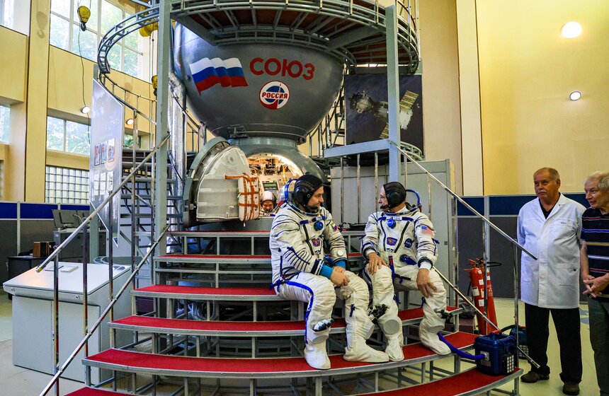 Экипажи МКС-72 приступили к экзаменационным комплексным тренировкам 11 фото