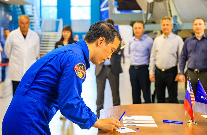 Экипажи МКС-72 приступили к экзаменационным комплексным тренировкам 17 фото