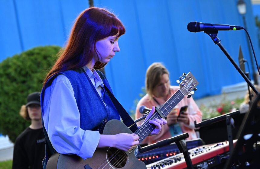 Музыкальный фестиваль "Солома" прошел в Москве 45 фото