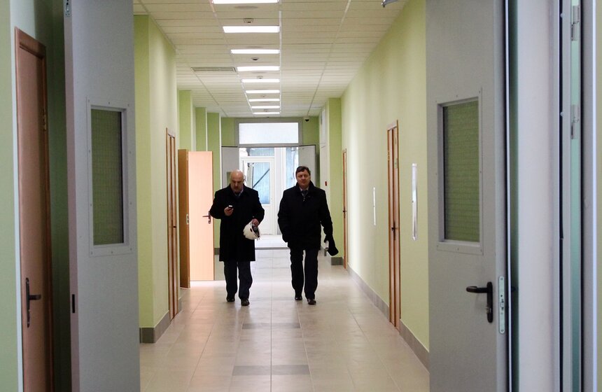 Сергей Собянин осмотрел строящийся в СВАО блок начальных классов 3 фото