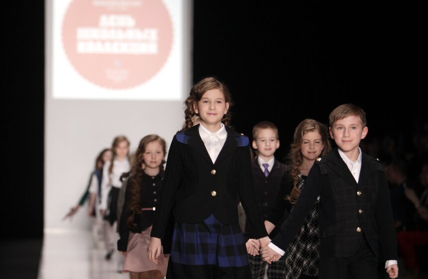 В столице прошел показ нового дизайна школьной формы 5 фото
