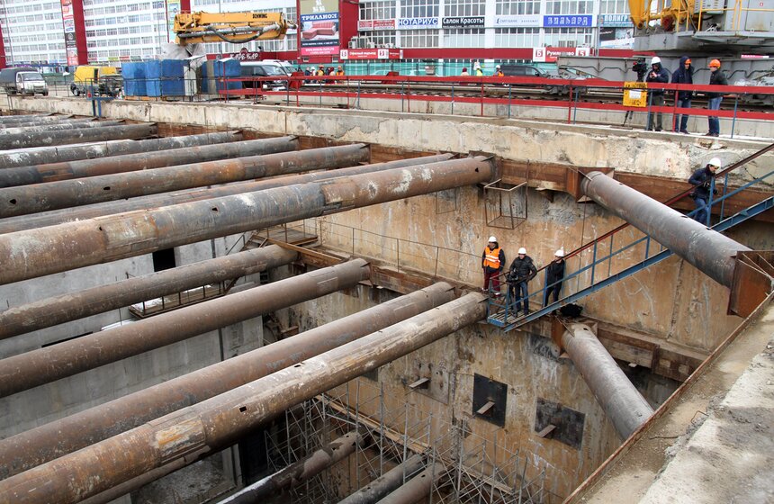 Собянин осмотрел ход строительства станции метро "Румянцево" 4 фото