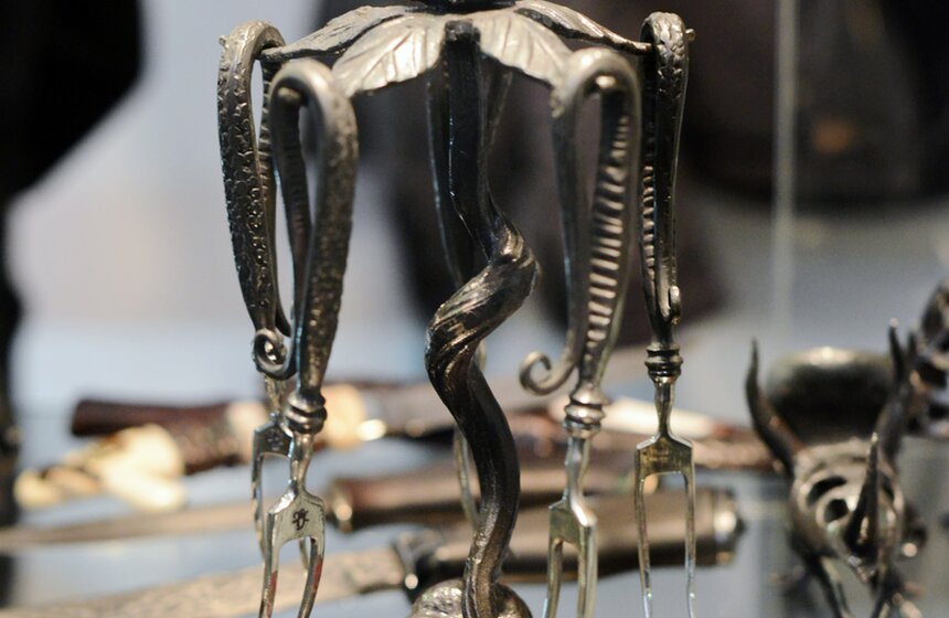 В КВЦ "Сокольники" проходит выставка холодного оружия 18 фото