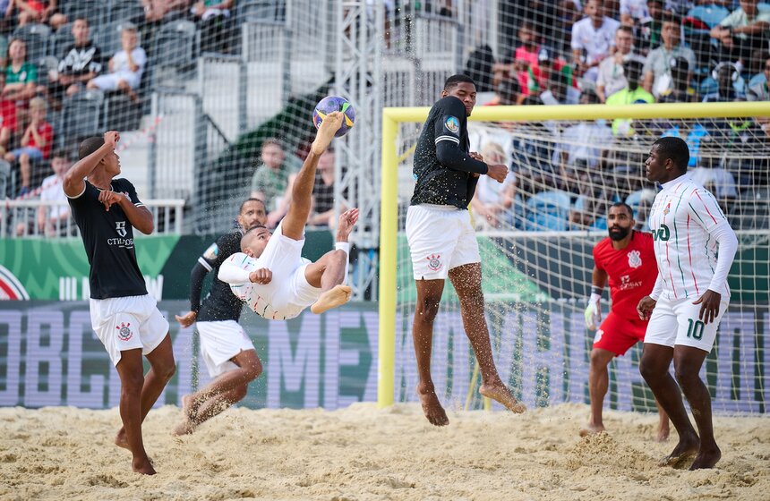 III Московский Международный кубок по пляжному футболу состоялся в столице 3 фото