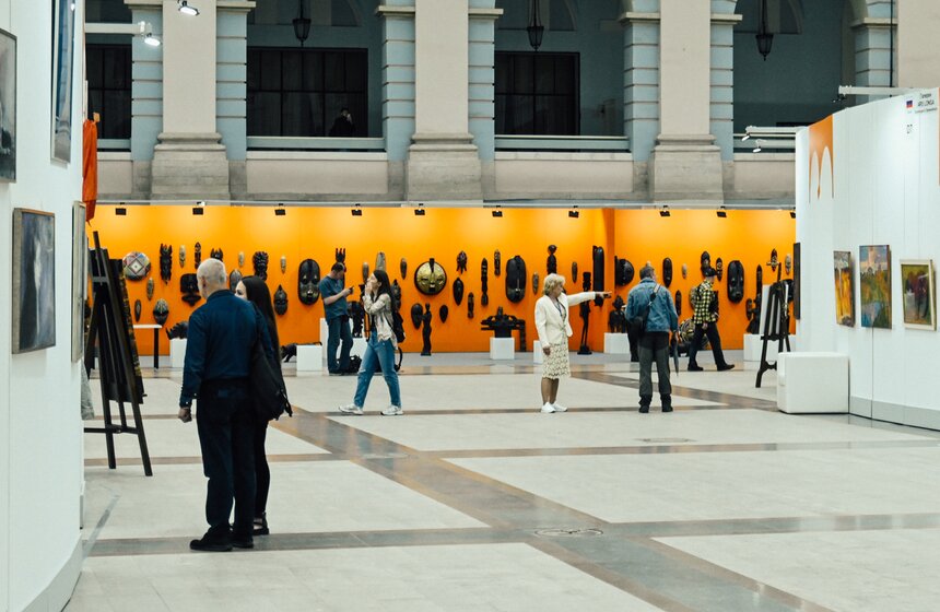 Фестиваль "Традиции и современность" проходит в Гостином дворе с 20 по 23 июня 19 фото