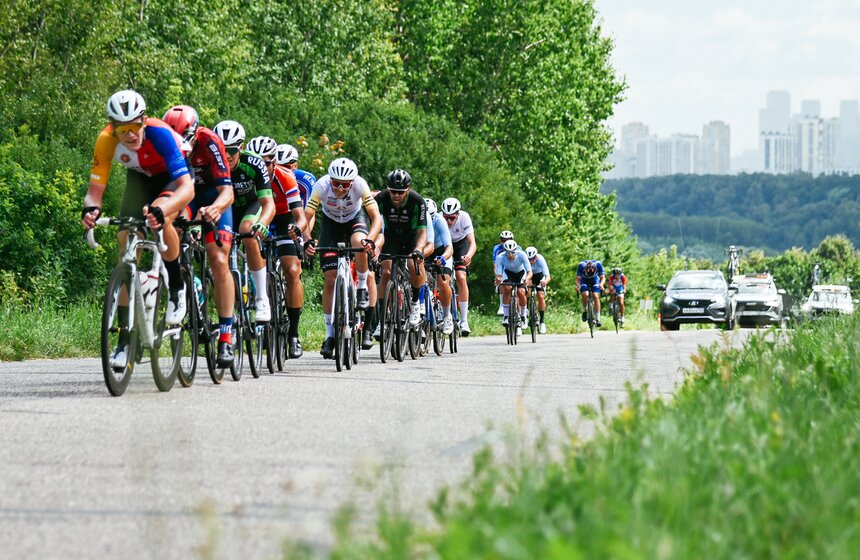 Завершилась многодневная велогонка "Пять колец Москвы" 4 фото