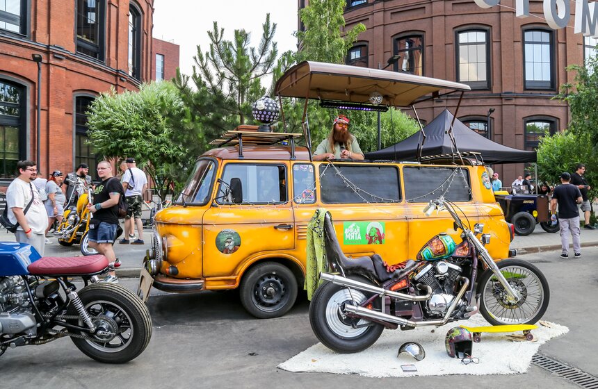 Юбилейная "Кастом Конвенция" прошла в Москве 17 фото