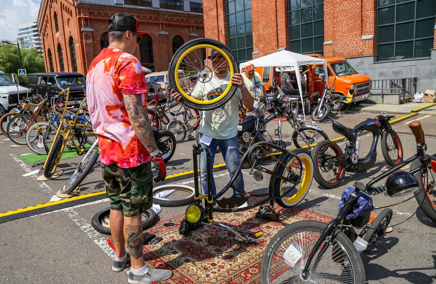 Юбилейная "Кастом Конвенция" прошла в Москве 12 фото