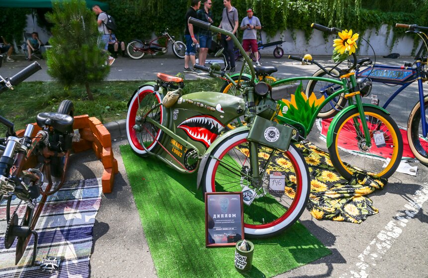 Юбилейная "Кастом Конвенция" прошла в Москве 11 фото