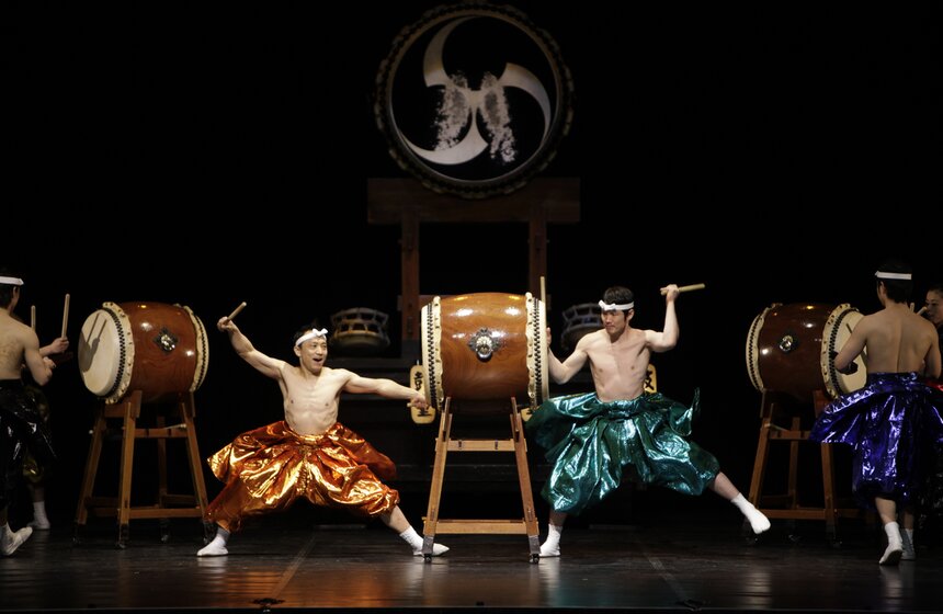 В "Крокус Сити Холле" выступили японские барабанщики Kodo 3 фото