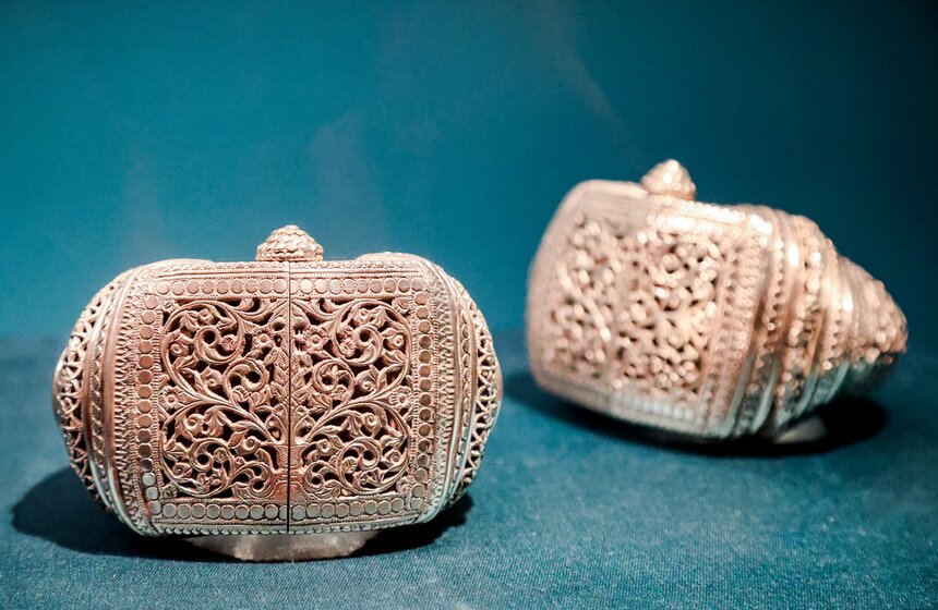 Выставка "Серебряные сокровища Омана" открылась в Музеях Московского Кремля 11 фото