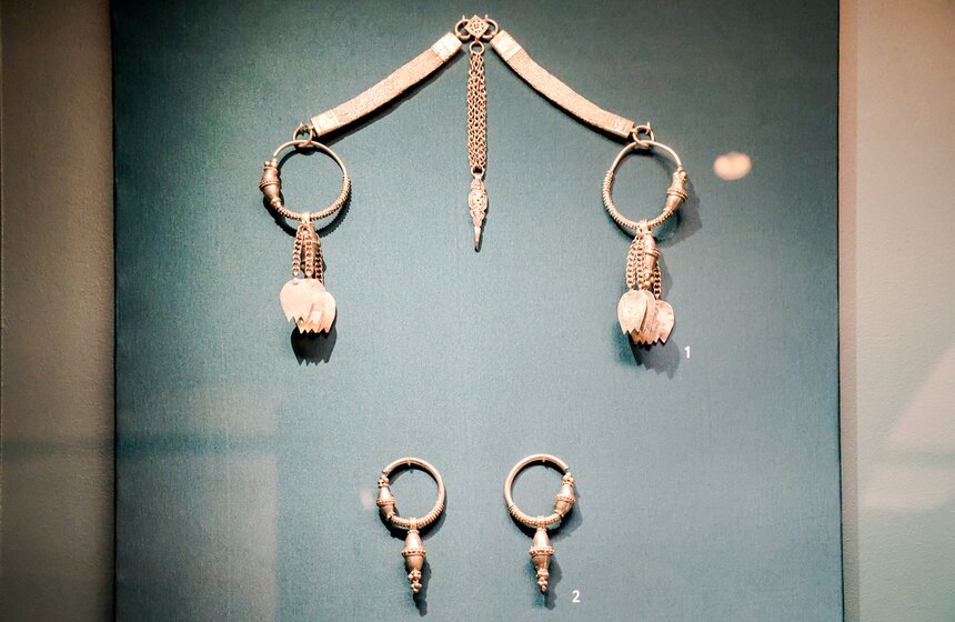 Выставка "Серебряные сокровища Омана" открылась в Музеях Московского Кремля 14 фото