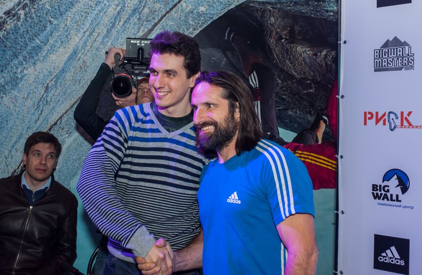 В Москве выступил известный альпинист и скалолаз Алекс Хубер 14 фото