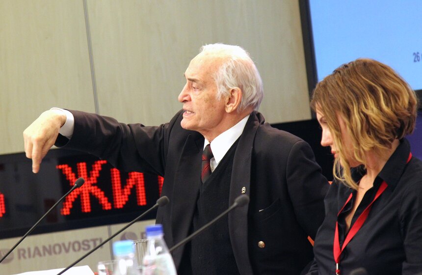 В Москве представили благотворительный проект "Поколение маугли" 11 фото