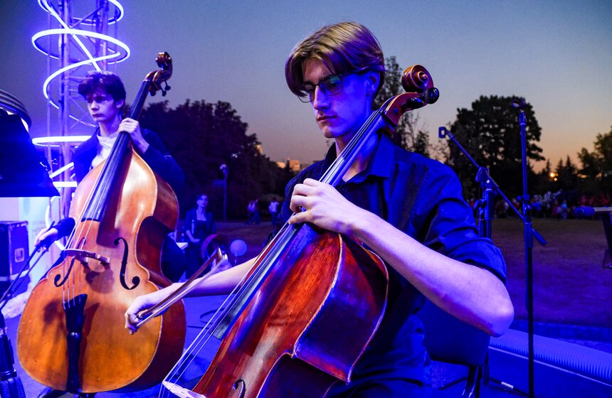 Концерт  "День города с телеканалом Москва 24" провели в "Музеоне" 3 фото