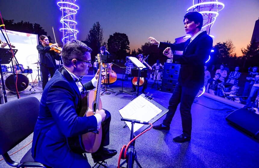 Концерт  "День города с телеканалом Москва 24" провели в "Музеоне" 1 фото