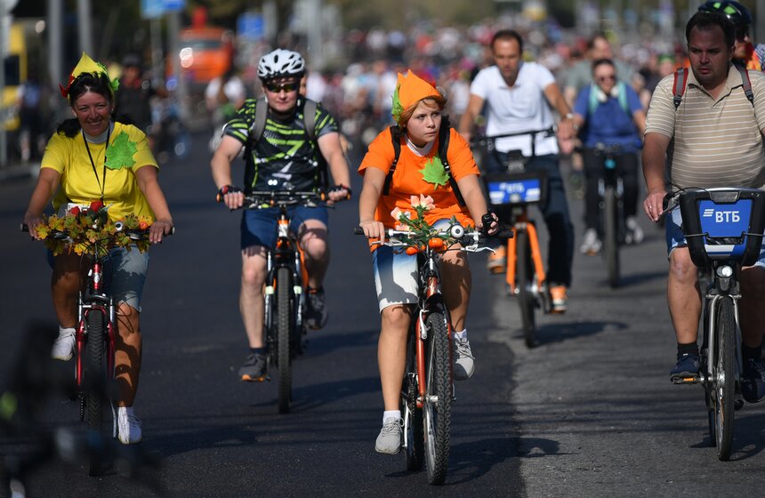 Около 50 тыс человек приняли участие в велофестивале на ВДНХ 23 фото