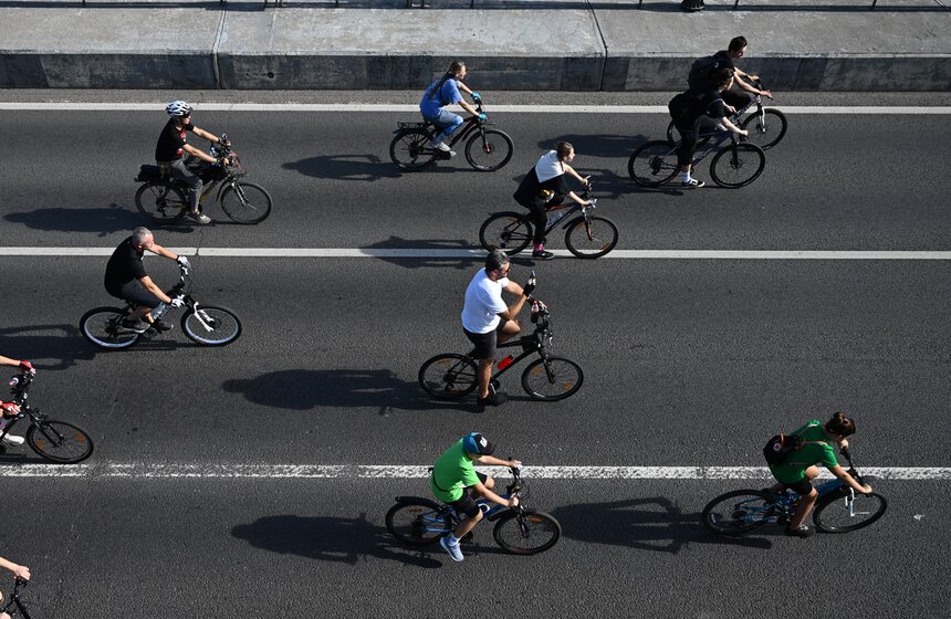 Около 50 тыс человек приняли участие в велофестивале на ВДНХ 15 фото