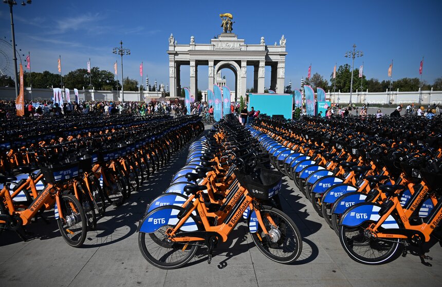 Около 50 тыс человек приняли участие в велофестивале на ВДНХ 2 фото