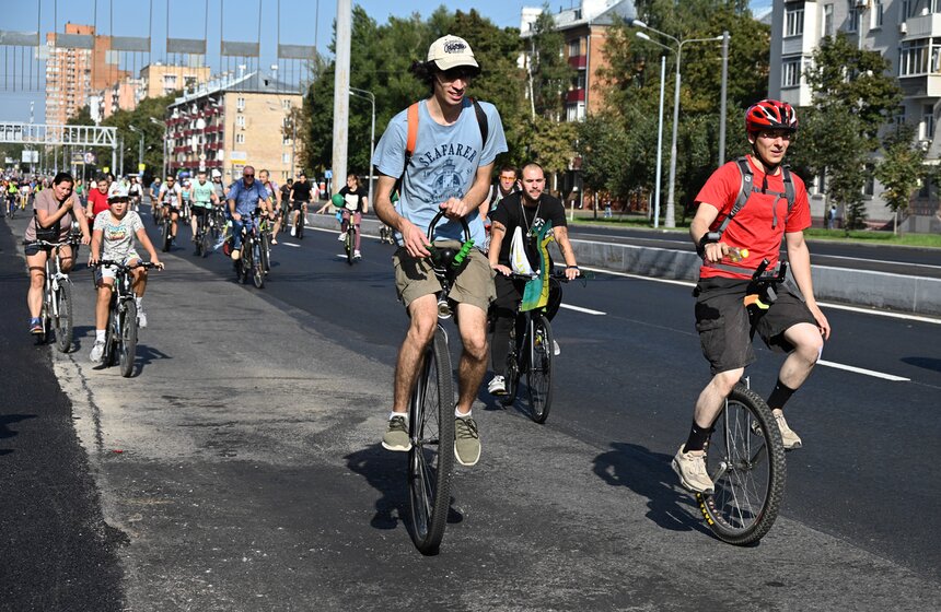 Около 50 тыс человек приняли участие в велофестивале на ВДНХ 21 фото