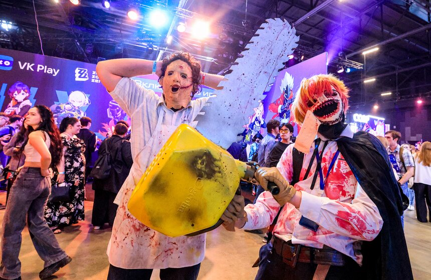 Второй "Фандом Фест ВКонтакте" собрал 15 тысяч поклонников поп-культуры 18 фото