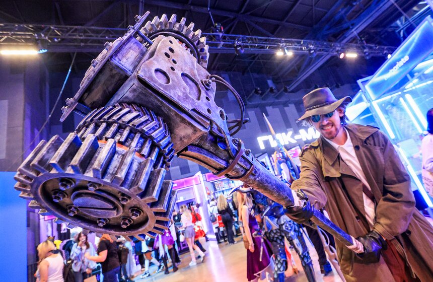 Второй "Фандом Фест ВКонтакте" собрал 15 тысяч поклонников поп-культуры 25 фото