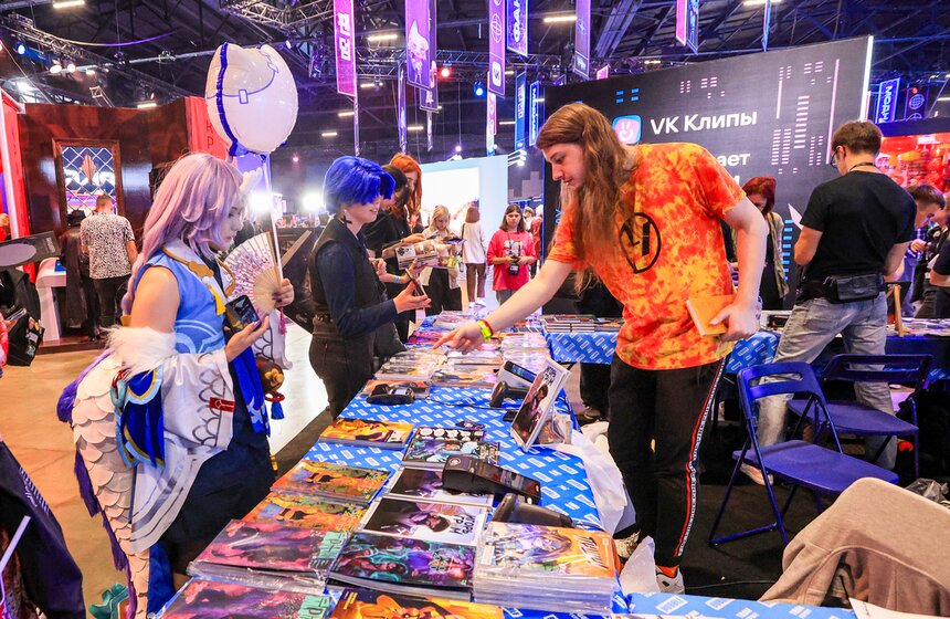 Второй "Фандом Фест ВКонтакте" собрал 15 тысяч поклонников поп-культуры 24 фото