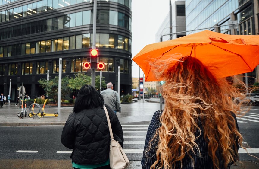 Дождливая и ветреная погода накрыла Москву 27 сентября 13 фото