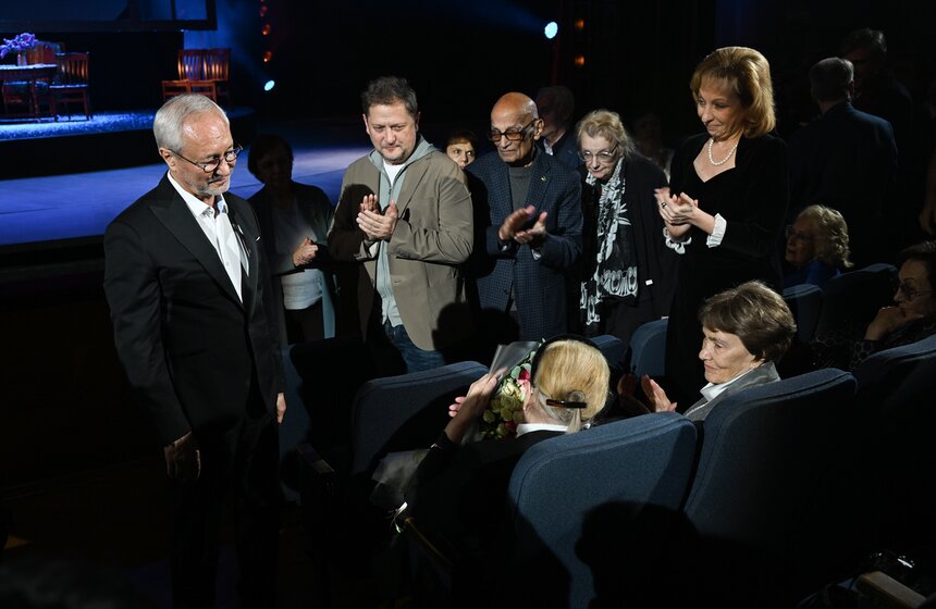 Театр сатиры открыл 101-й сезон спектаклем "Планета Ширвиндт" 13 фото