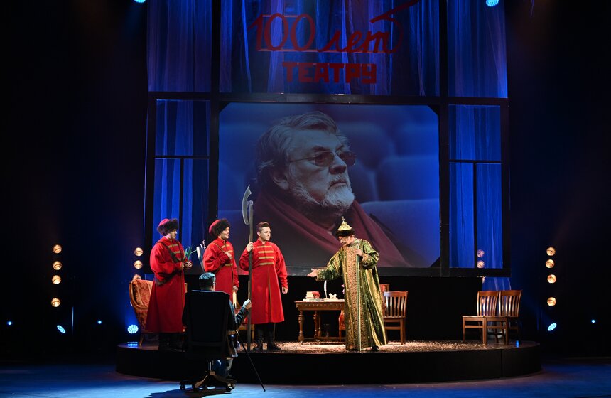 Театр сатиры открыл 101-й сезон спектаклем "Планета Ширвиндт" 24 фото