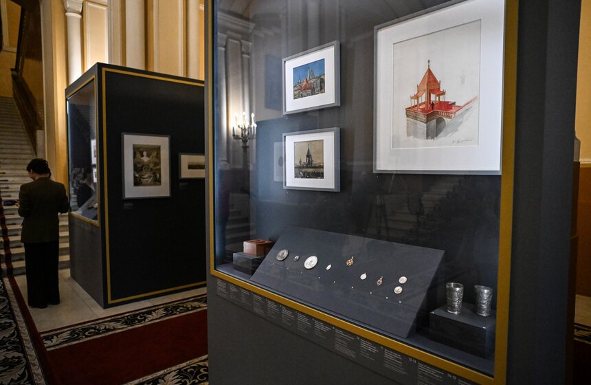 Музеи Московского Кремля показали историю создания памятника Александру II 2 фото