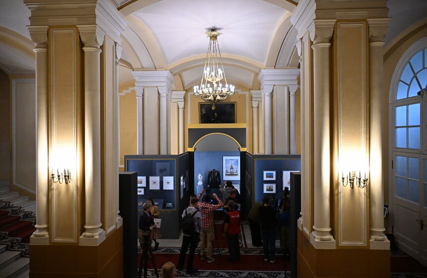 Музеи Московского Кремля показали историю создания памятника Александру II 1 фото