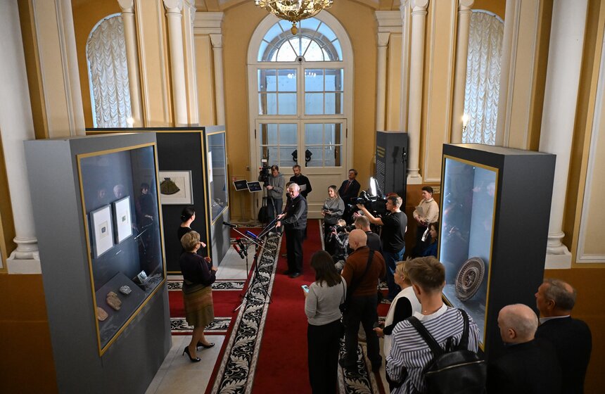 Музеи Московского Кремля показали историю создания памятника Александру II 18 фото