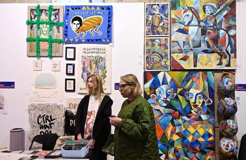 В Москве прошел IX осенний маркет современного искусства WIN-WIN 22 фото