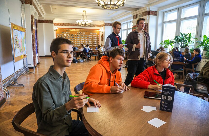 В МГУ имени Ломоносова прошел научно-просветительский марафон "Неделя атома" 24 фото