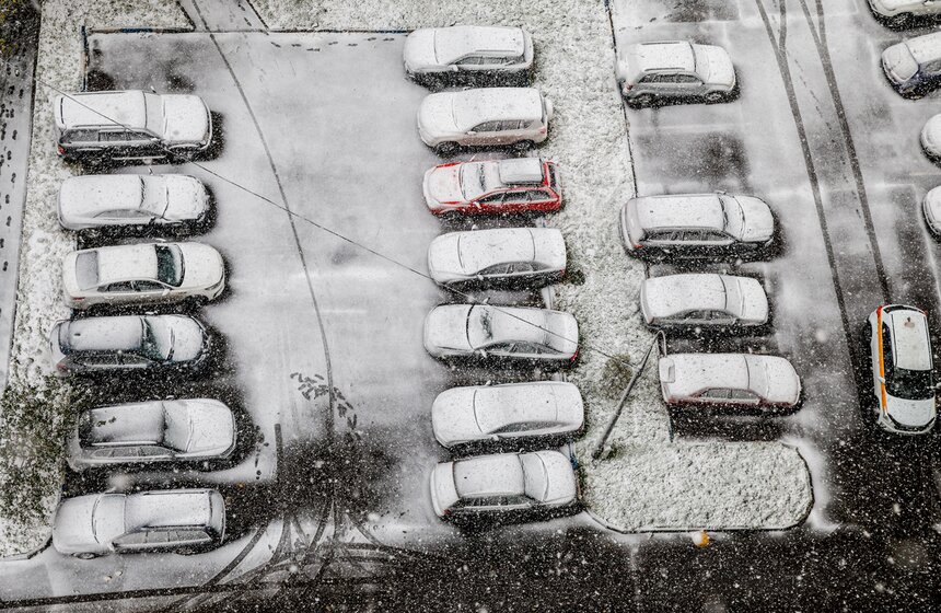 В Москве выпал первый снег 2 фото