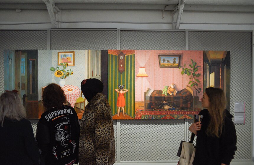 Выставка "ВЫПУСК'24" открылась в "Зарядье" 11 октября 2 фото