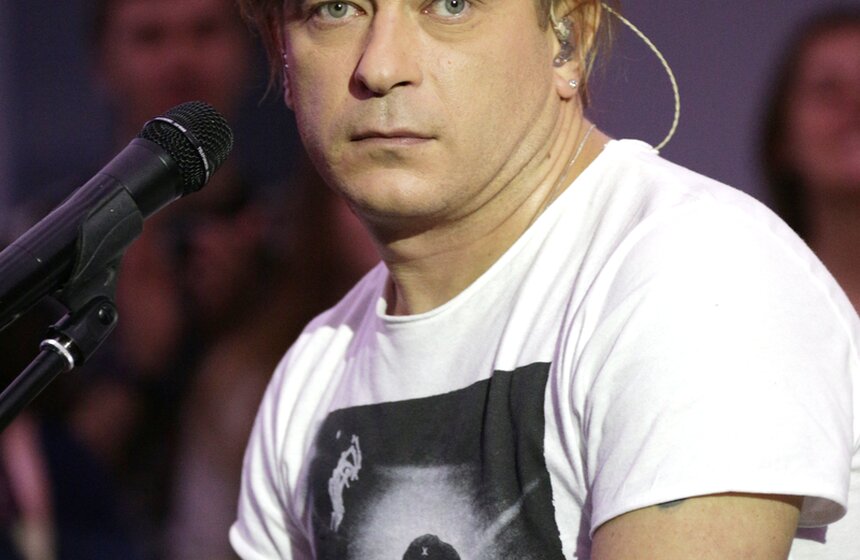 Группа БИ-2 выступила в программе " Живой звук" 2 фото