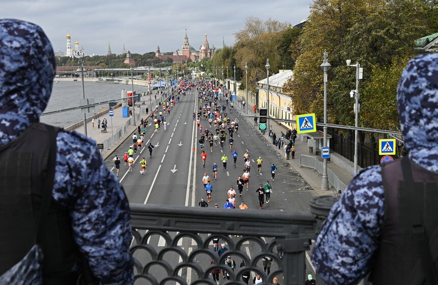 В столице прошел Московский марафон 26 фото