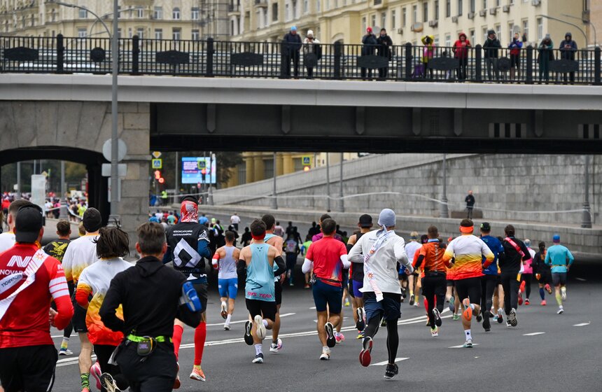 В столице прошел Московский марафон 4 фото