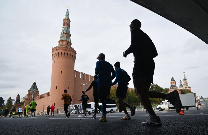 В столице прошел Московский марафон 27 фото
