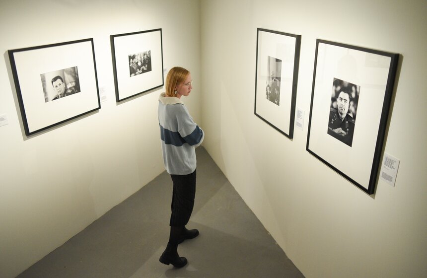 Выставка фоторабот Игоря Кошелькова "Звезды оттепели" стартовала в Музее Москвы 16 октября 11 фото